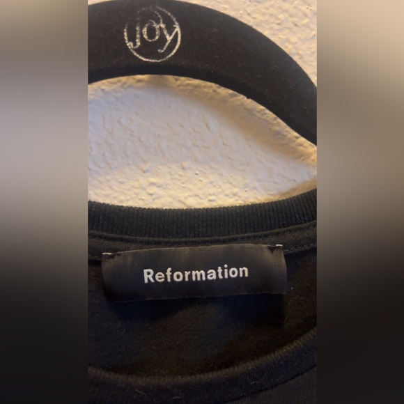 Reformation "70s Tee" Retro Rainbow Stripe Black
Short Sleeve Shirt. - Picture 5 of 8